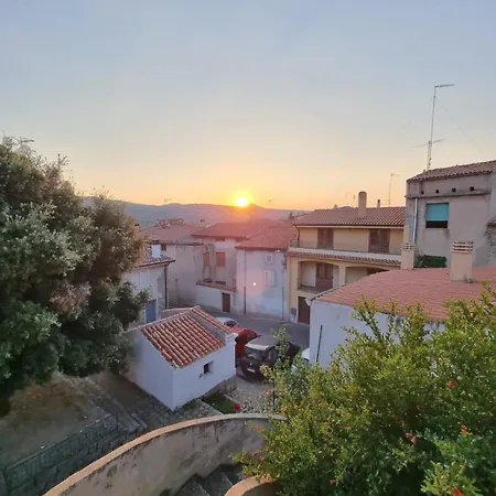 بيت ضيافة Su Hantaru Vetzu 3*